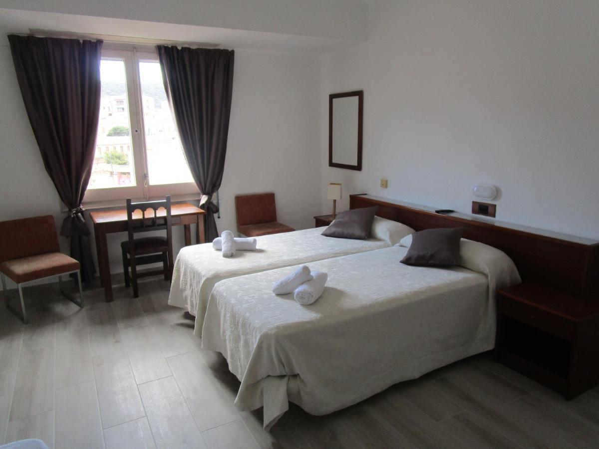 Hotel Apartaments Gesoria Porta Ferrada Sant Feliu de Guixols Exterior photo