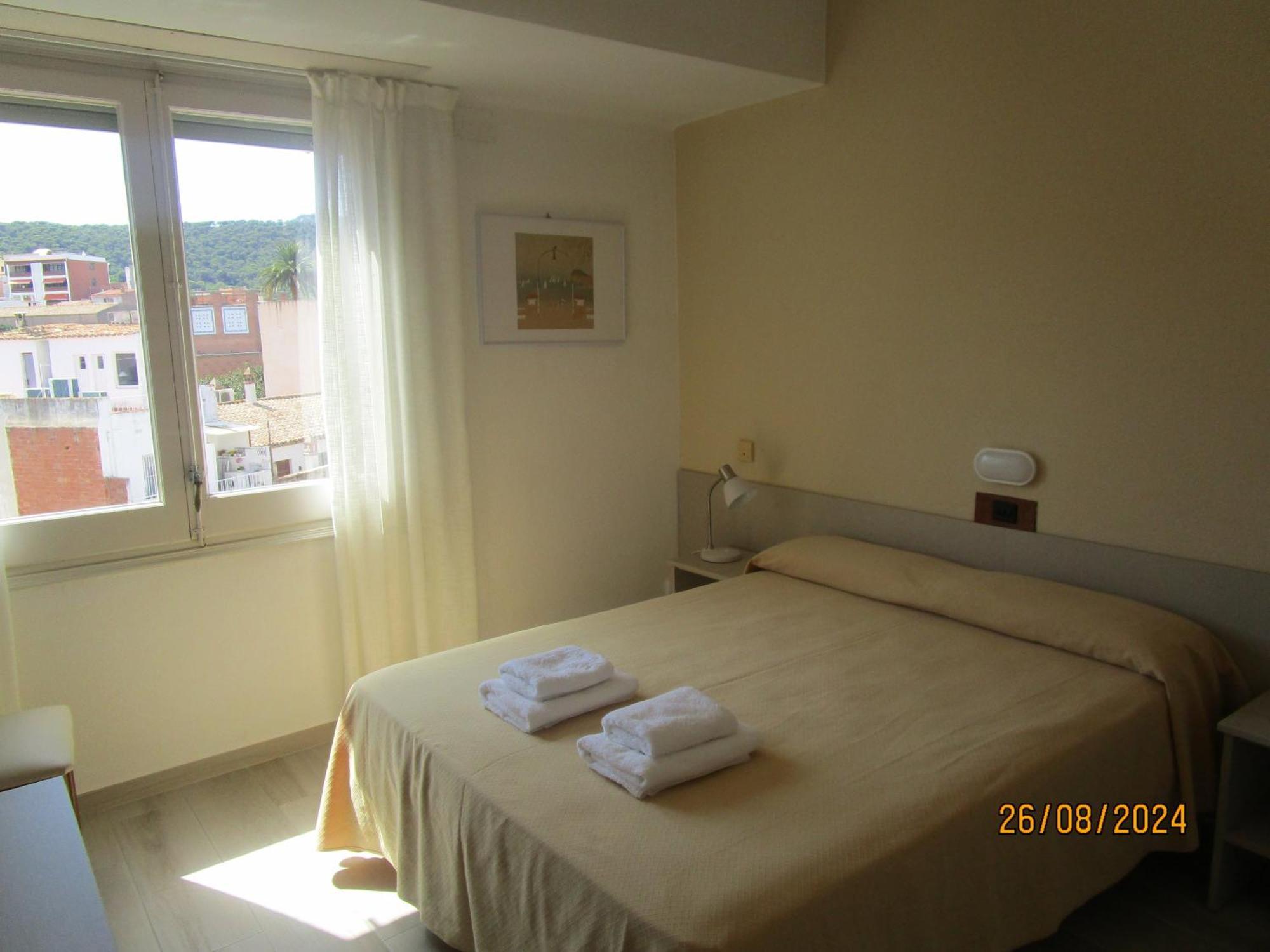 Hotel Apartaments Gesoria Porta Ferrada Sant Feliu de Guixols Exterior photo