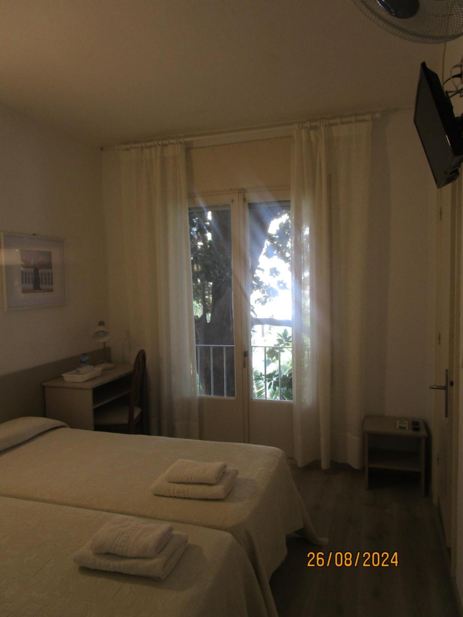 Hotel Apartaments Gesoria Porta Ferrada Sant Feliu de Guixols Exterior photo