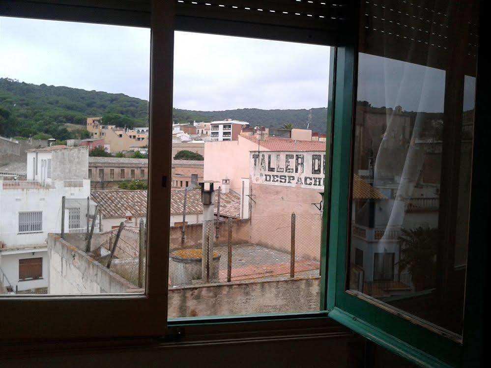 Hotel Apartaments Gesoria Porta Ferrada Sant Feliu de Guixols Exterior photo